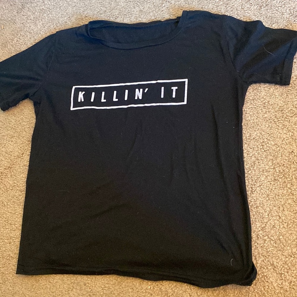 black t shirt
